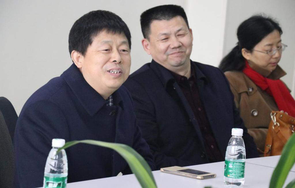 大发在线登录董事长谭建华率队赴常德博爱康复医院调研