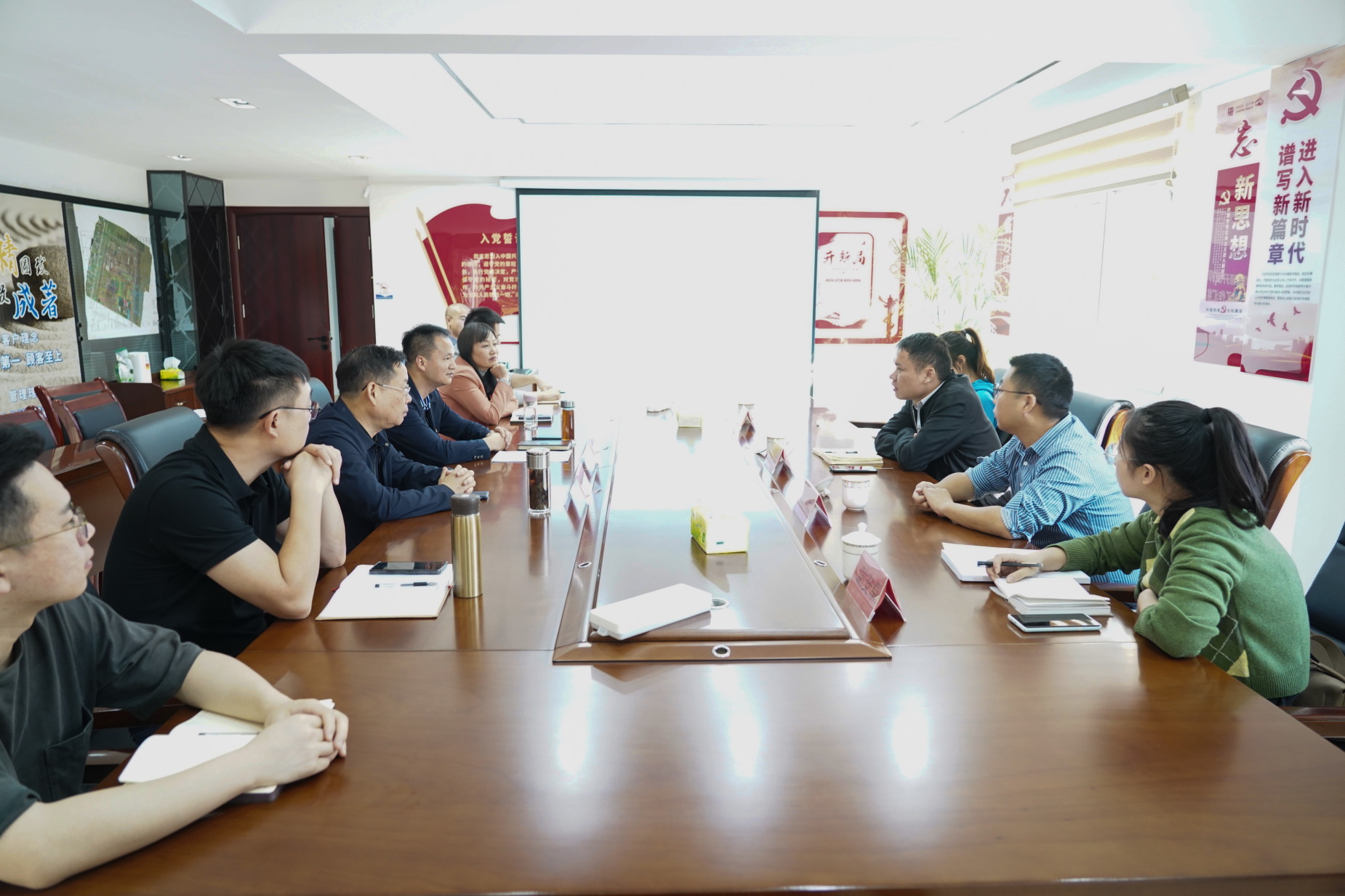 共青团益阳市委对益沅大发在线登录市级“青年文明号”创建工作进行实地验收