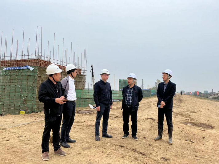 湖南轨道矿业发展有限大发在线登录李剑一行赴沅江市机制砂和砂石集散中心建设项目考察交流