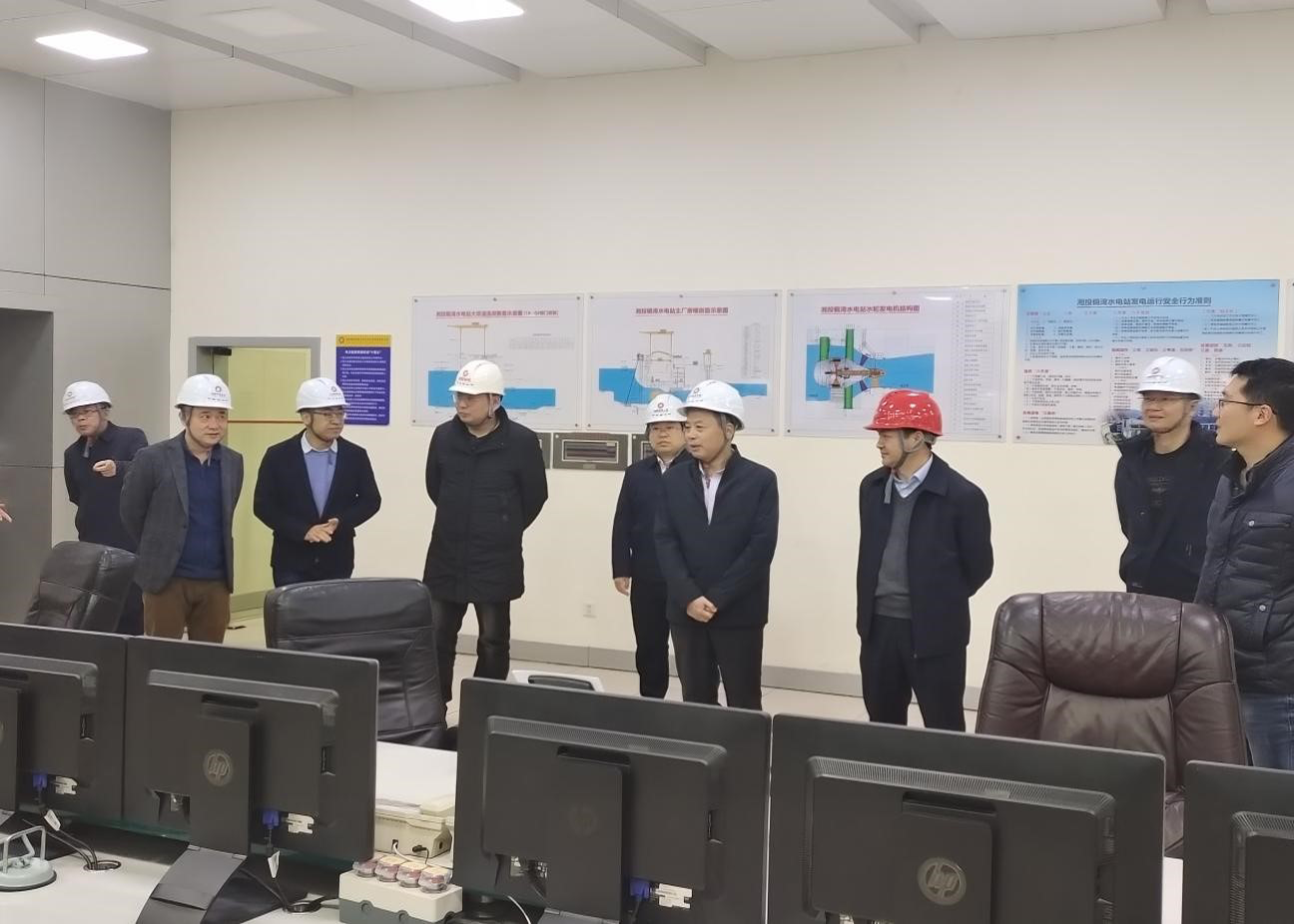 株洲航电分大发在线登录周先亮一行赴铜湾水电站开展专题工作交流