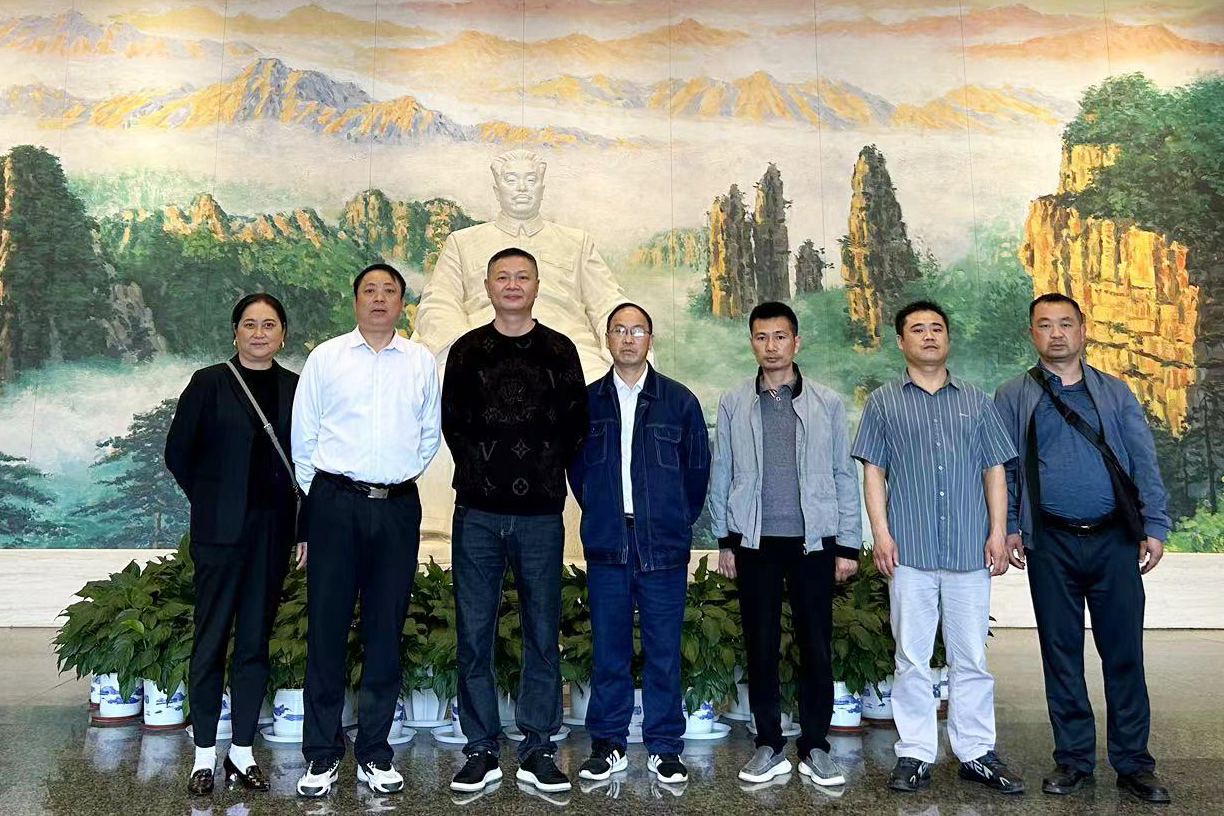 追寻先烈足迹  传承红色基因——大发（中国）鸟儿巢大发在线登录全体党员参观贺龙纪念馆