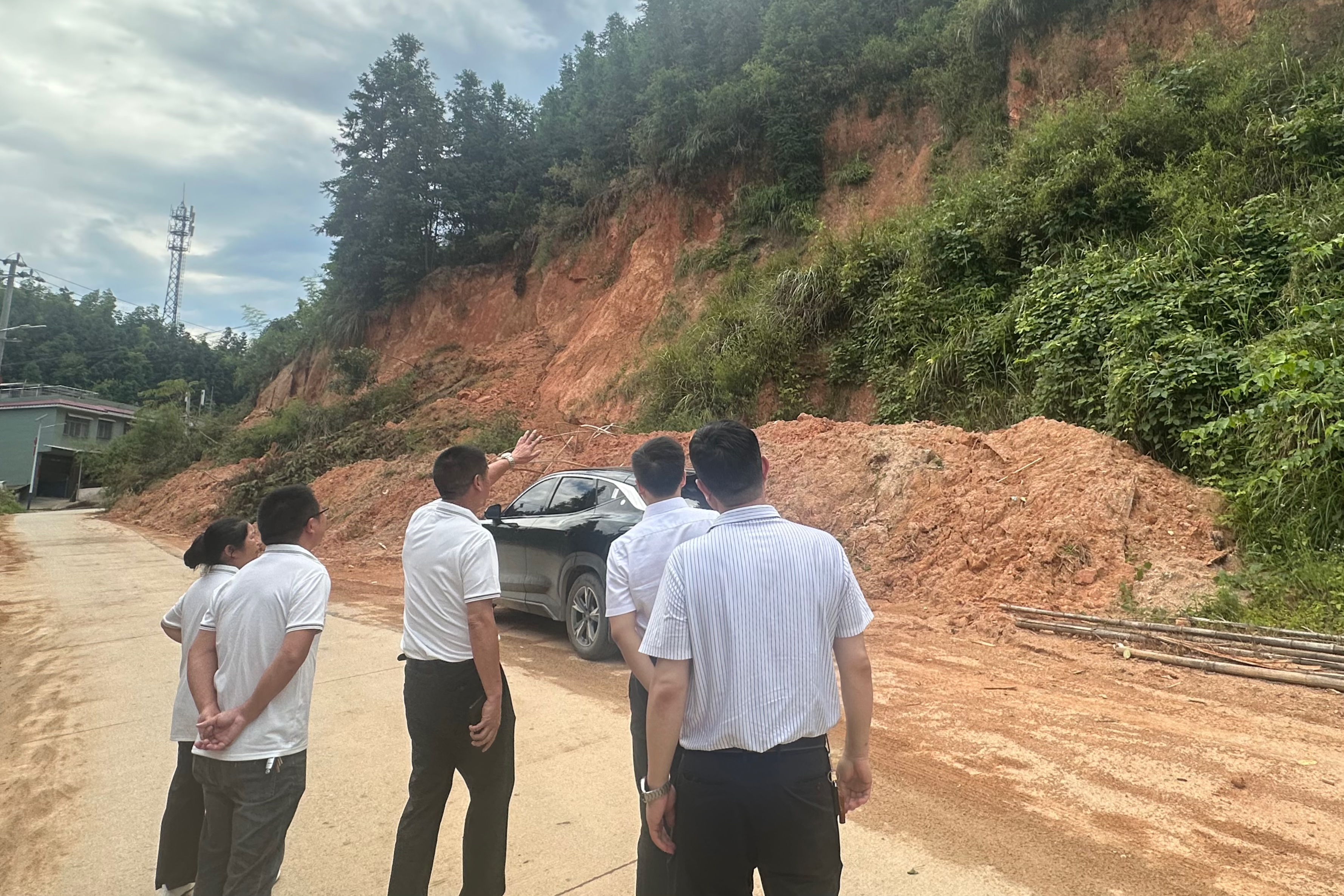 大发（中国）党群综合与人力资源党支部开展党建联村活动